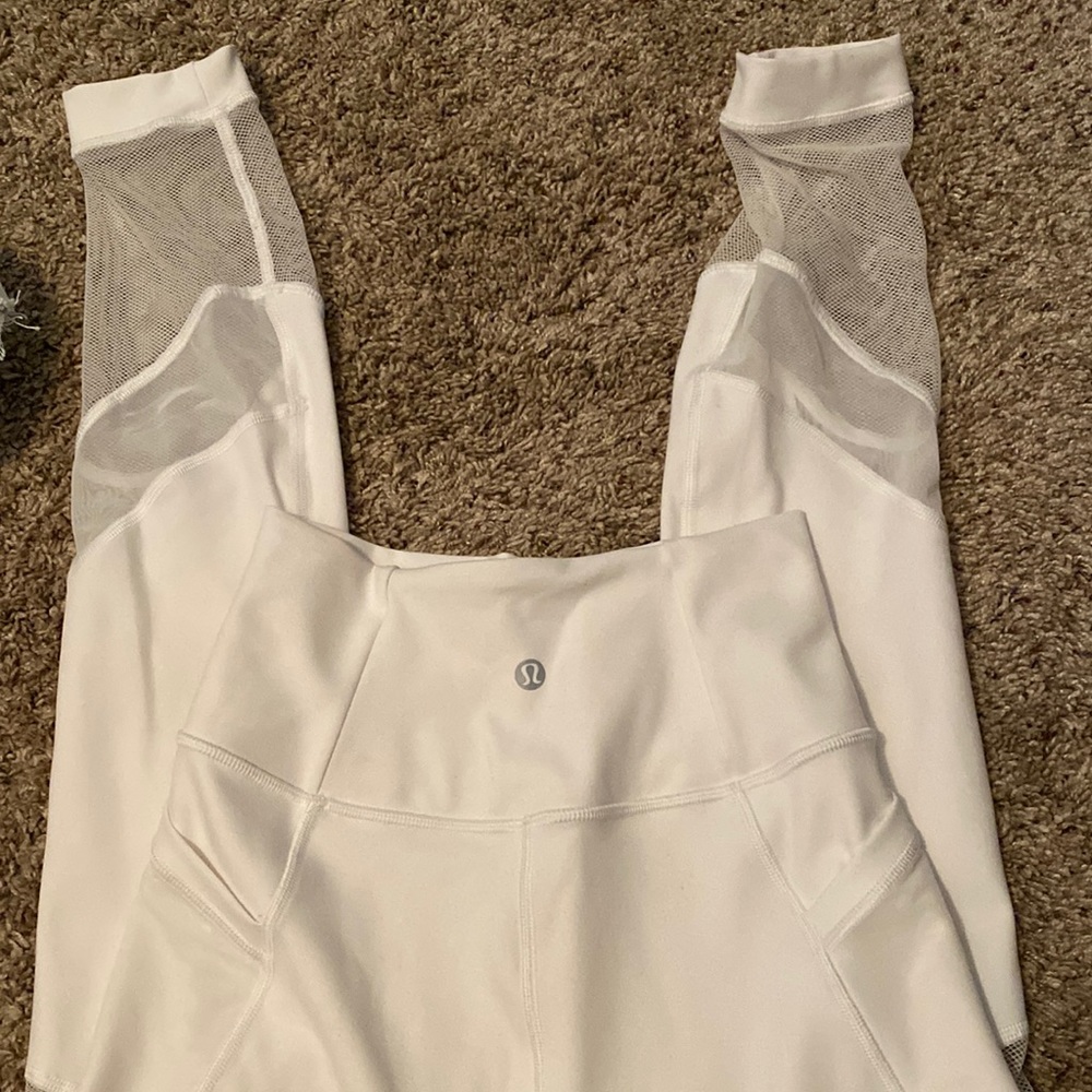 Lulu lemon white, mesh leggings